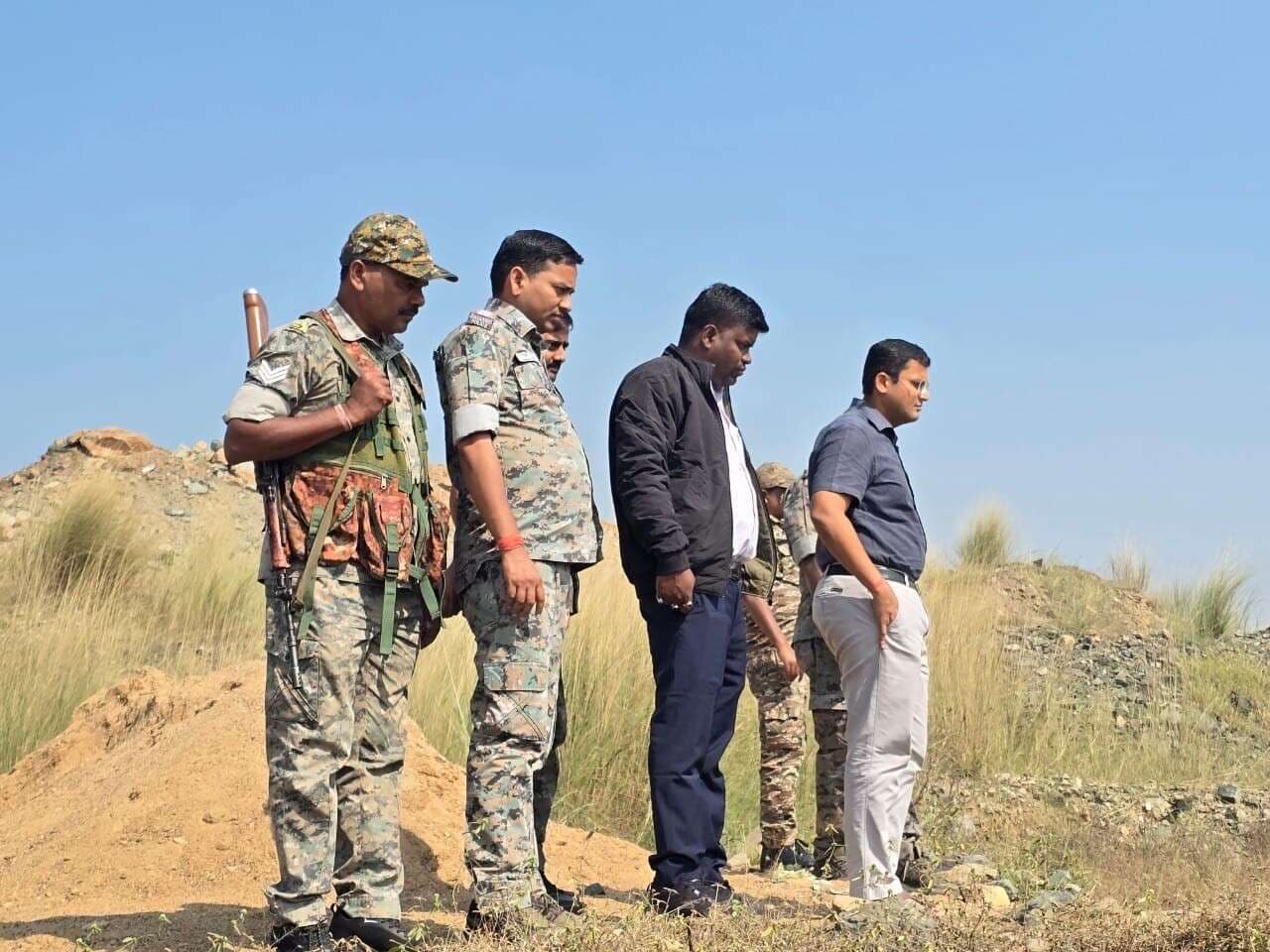 Giridih News :क्षतिग्रस्त जोगीडीह पुल से बड़े वाहनों की आवाजाही पुन: लगी रोक