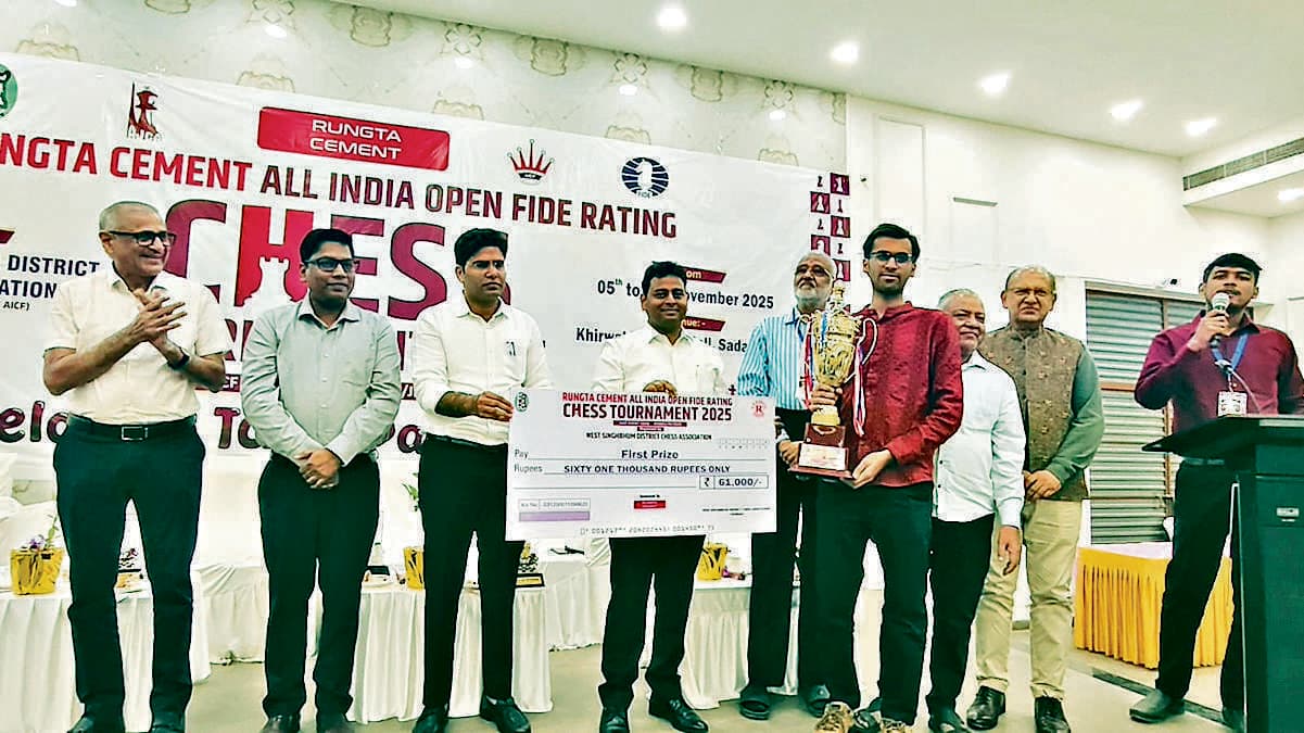 Chaibasa News :दिल्ली के आर्यन बने विजेता, शुभयान कुंडू उपविजेता