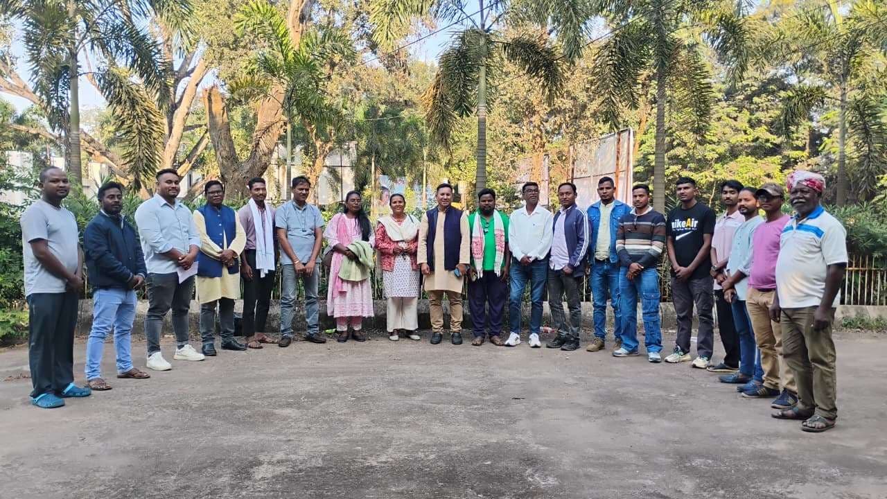 Chaibasa News : कोई भी लड़ाई कानून के दायरे में होनी चाहिए : सिंकु
