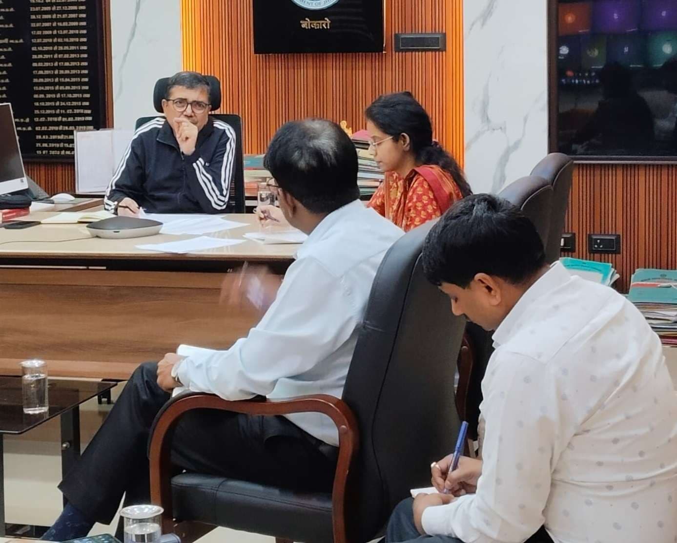 Bokaro News: राज्य स्थापना दिवस कार्यक्रम को लेकर सभी दायित्व का करें निर्वहन : डीसी