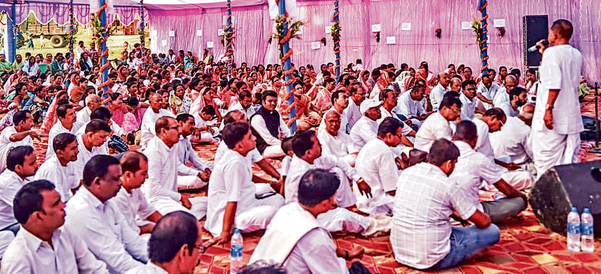 Chaibasa News : सदगुरु की शरण में आने से जीवन होगा सफल : रितिक