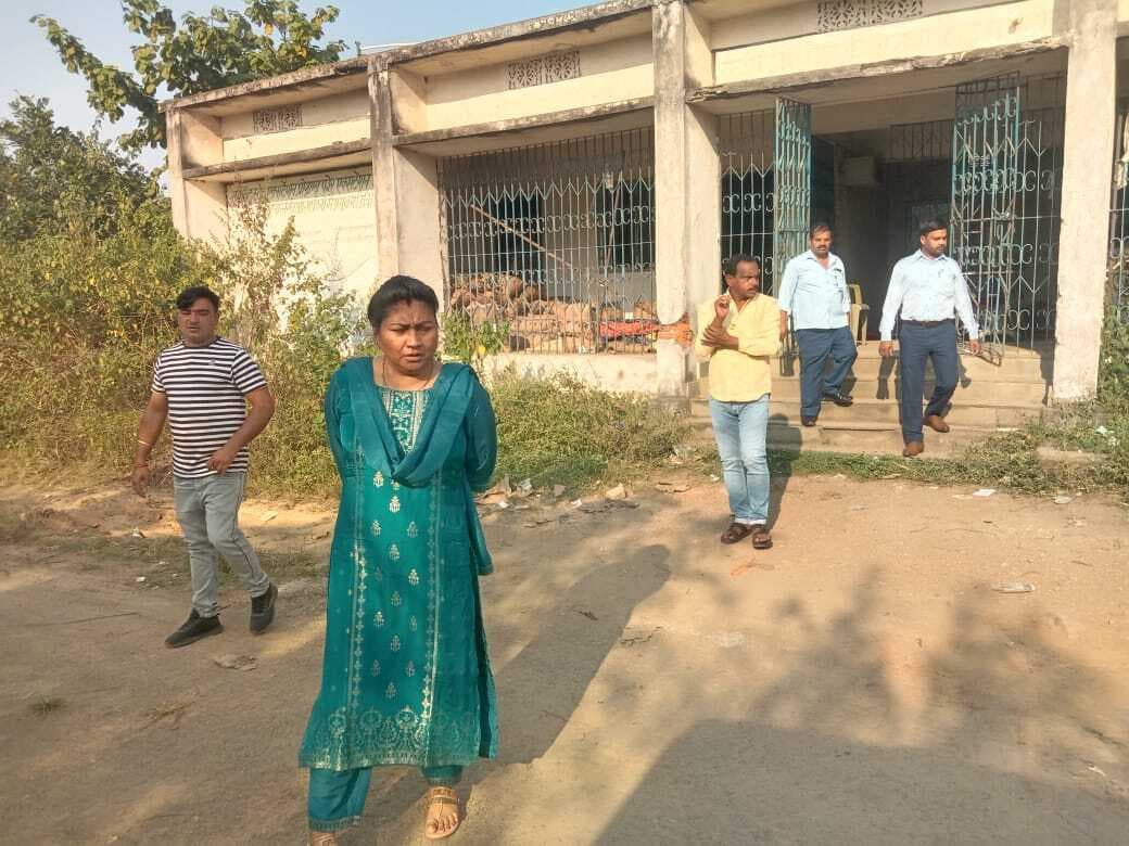 गोदाम की साफ-सफाई का दें विशेष ध्यान : डीएसओ