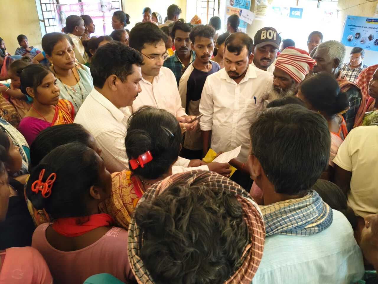 भुटोकोड़िया के जनता दरबार 204 आवेदनों का निबटारा