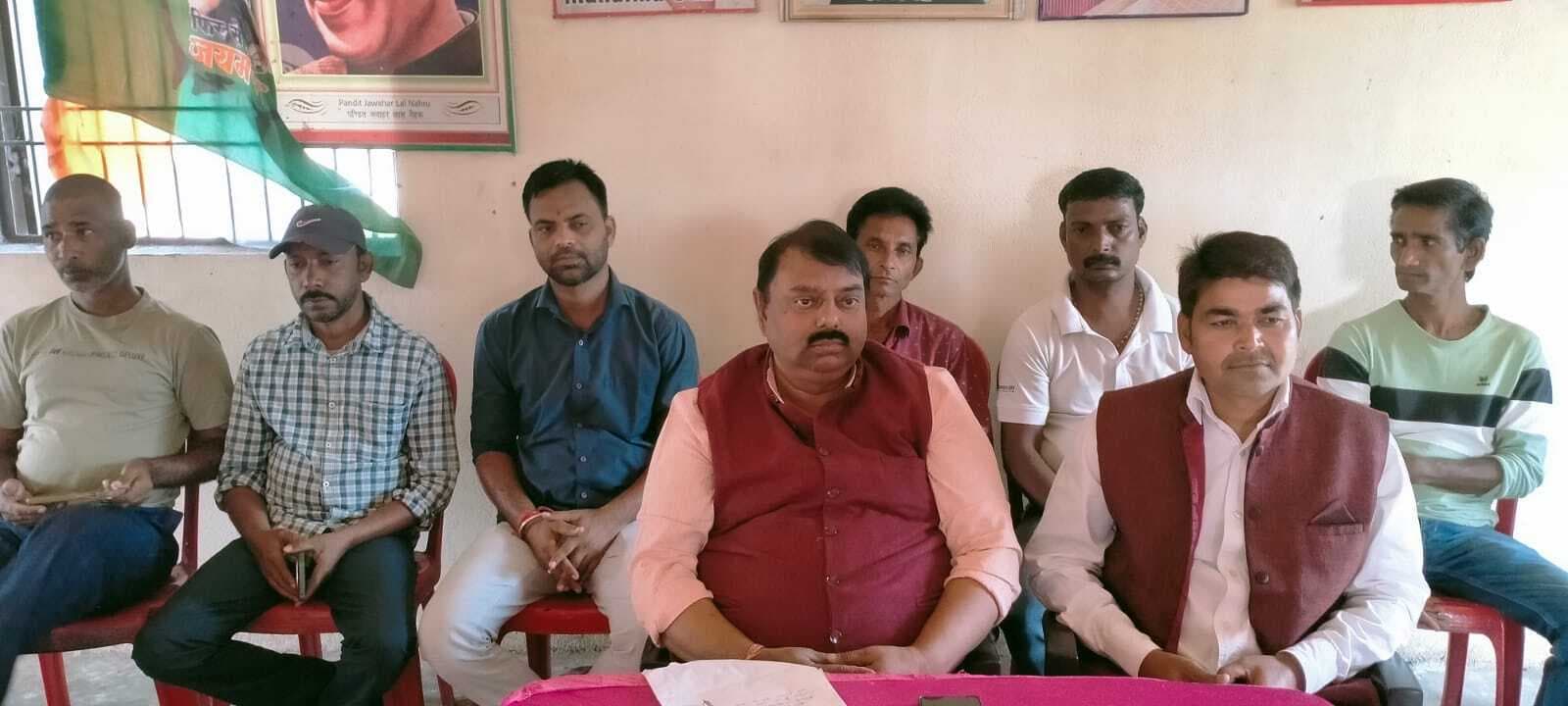 Bokaro News : कांग्रेस नेता ने धनबाद सांसद पर साधा निशाना