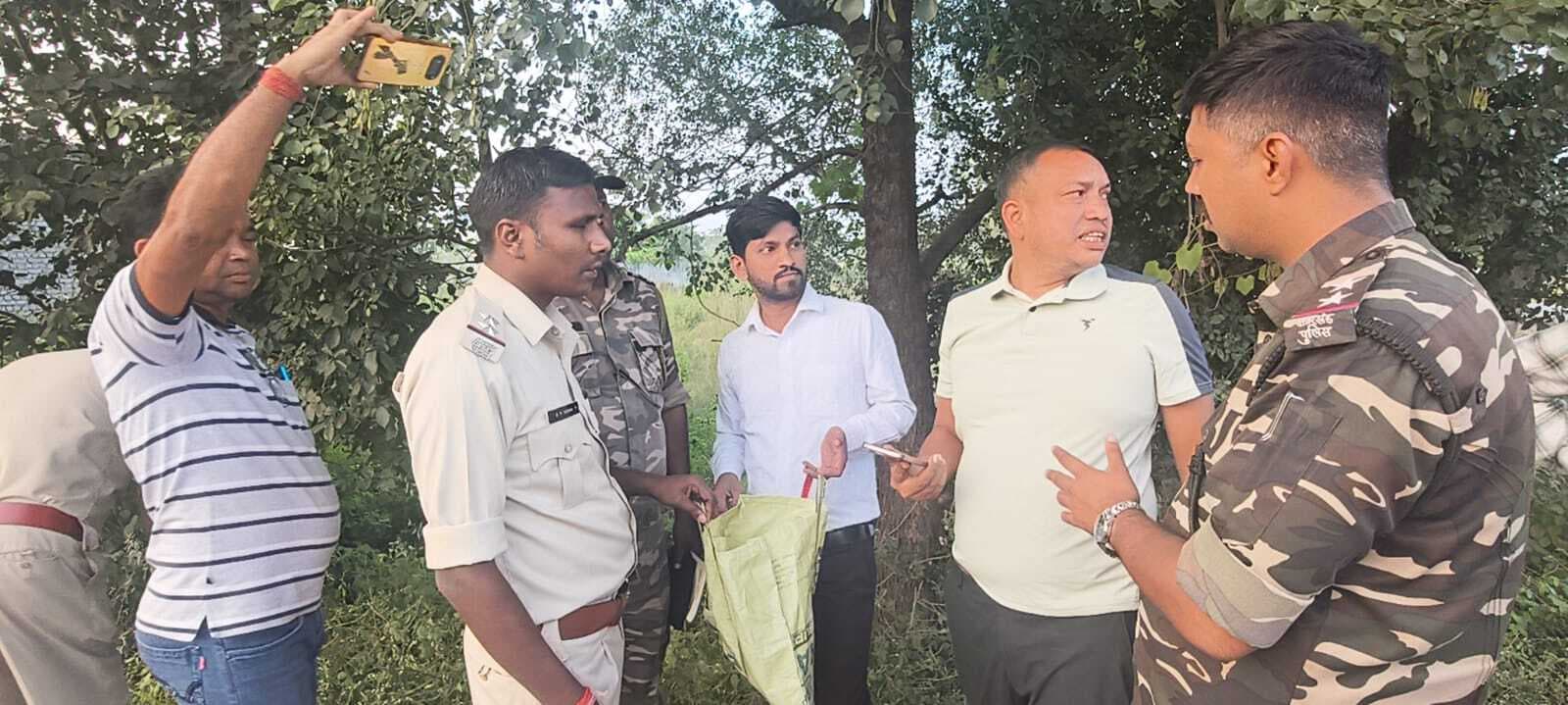 Seraikela Kharsawan News : एनएच पर युवक के पास से सात लाख नकद जब्त