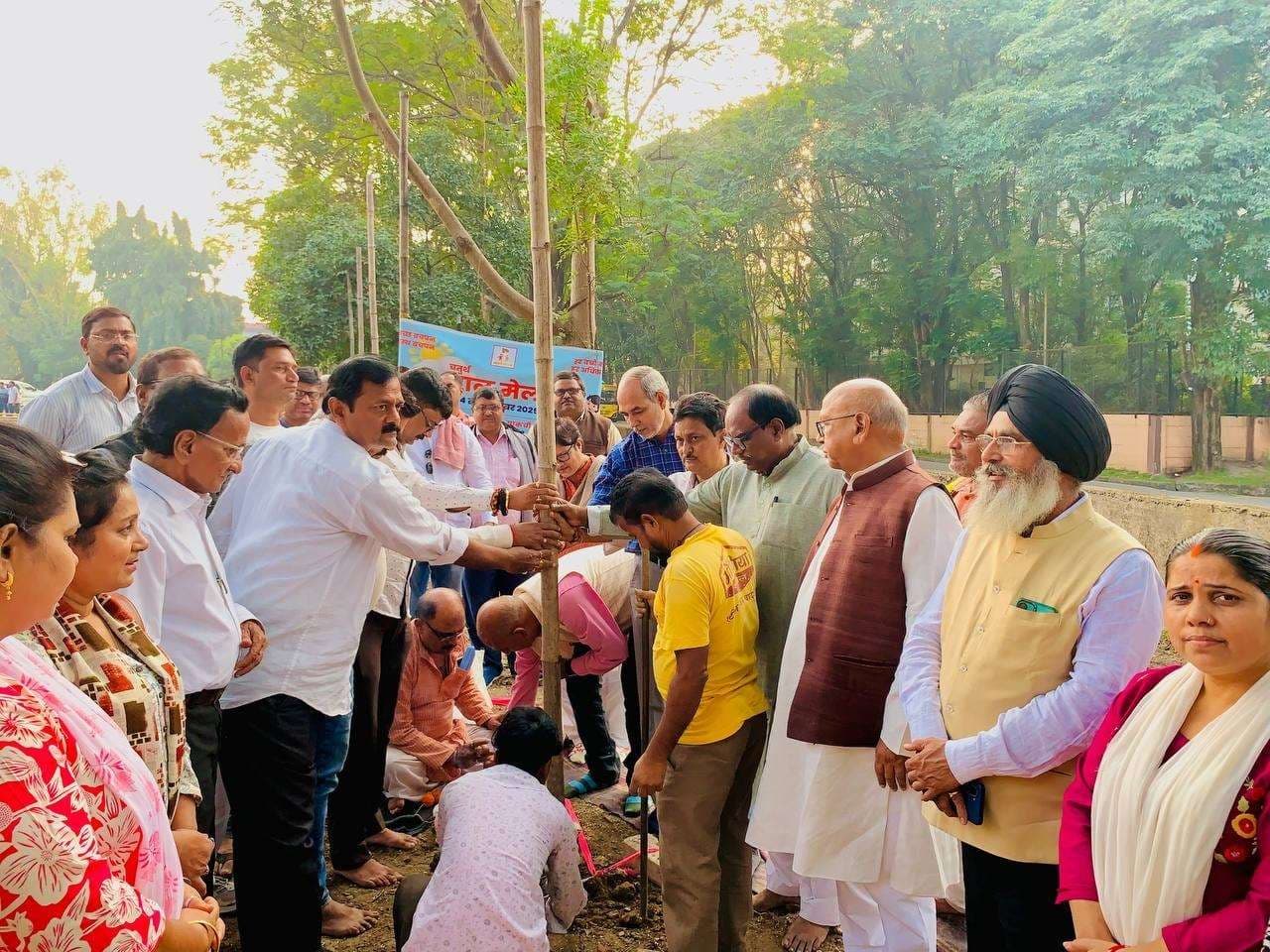 Jamshedpur News : विधायक सरयू राय के बाल मेला के लिए हुआ भूमिपूजन