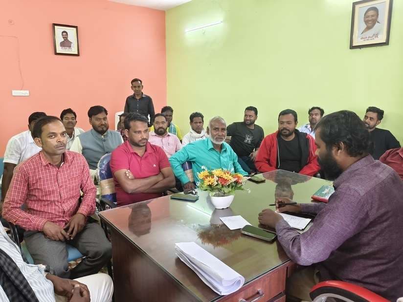 ग्रामीणों को योजनाओं का लाभ दिलाने में करें मदद : सुनील मरांडी