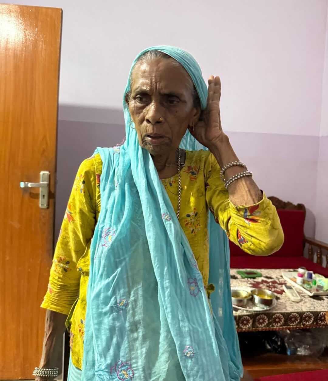 Dhanbad News : मुराईडीह से 15 दिनों से लापता वृद्धा का शव बंद खदान की खाई में मिला