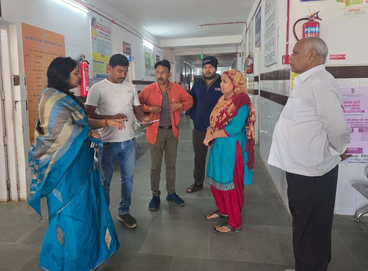 Bokaro News : पेटरवार में पागल कुत्ते ने दो लोगों को काटा, ग्रामीणों में दहशत