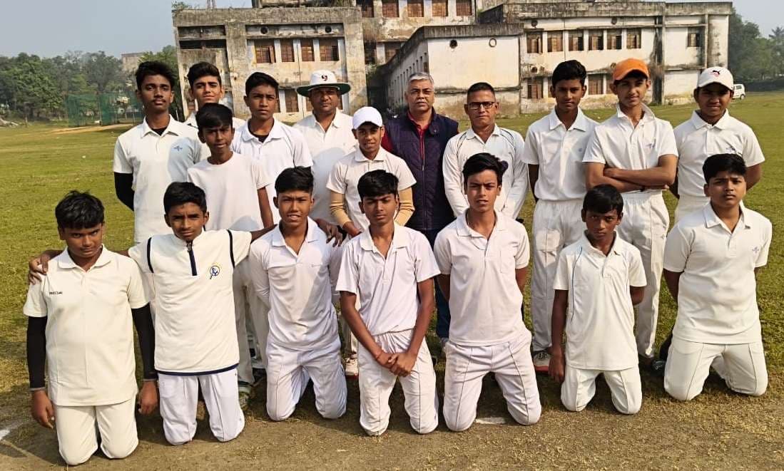 Bokaro News : होली क्रॉस स्कूल व जीजीपीएस चास ने जीते अपने-अपने मैच