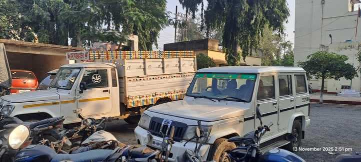 गोड्डा में अवैध शराब और नकली पेट्रोल का धड़ल्ले से कारोबार, पुलिस ने जब्त किये दो वाहन