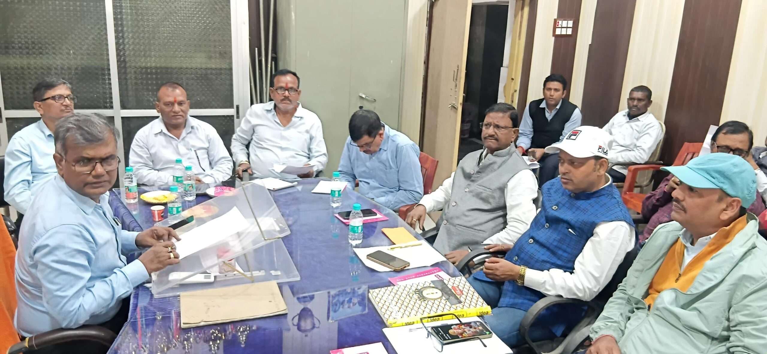 Bokaro News : 23 सूत्री मांगों को लेकर राकोमयू की ढोरी खास प्रबंधन के साथ वार्ता