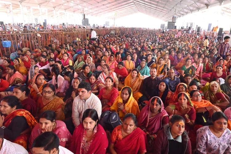 Deoghar News : श्री शिवाय नमस्तुभ्यं जपने से जीवन हो जायेगा सफल: पं प्रदीप मिश्रा जी महाराज