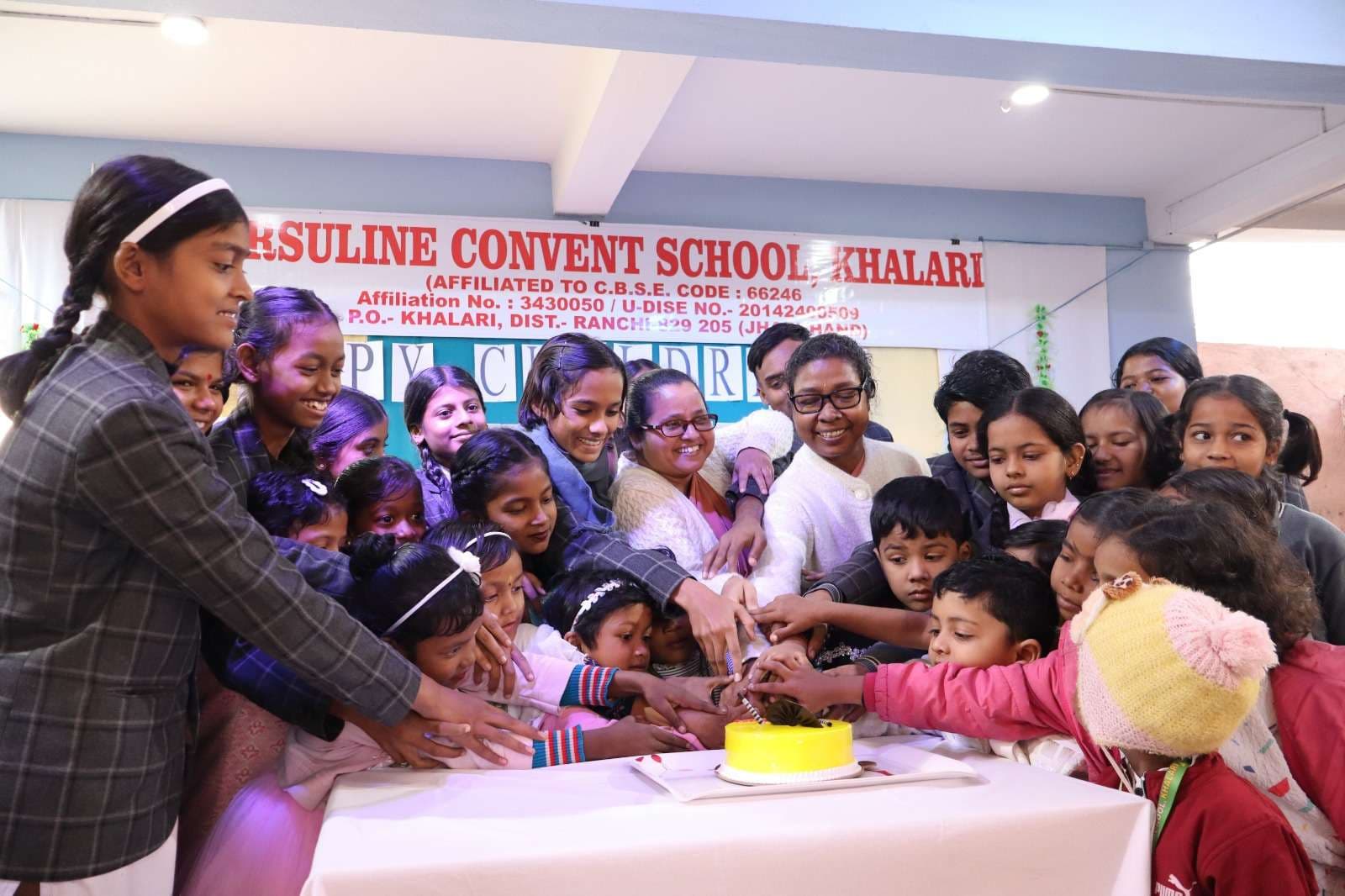 बाल दिवस पर रंगारंग सांस्कृतिक कार्यक्रम व खेल