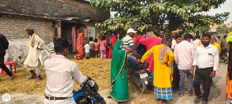 Motihari: वाहन की ठोकर से बच्ची की मौत ,ग्रामीणों ने किया एनएच जाम