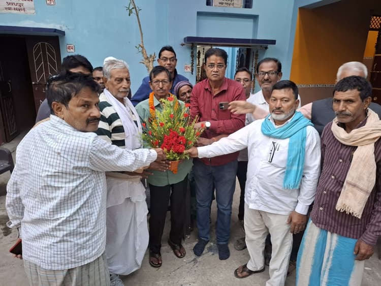 अवधपुर में मनिहारी विधायक का किया स्वागत