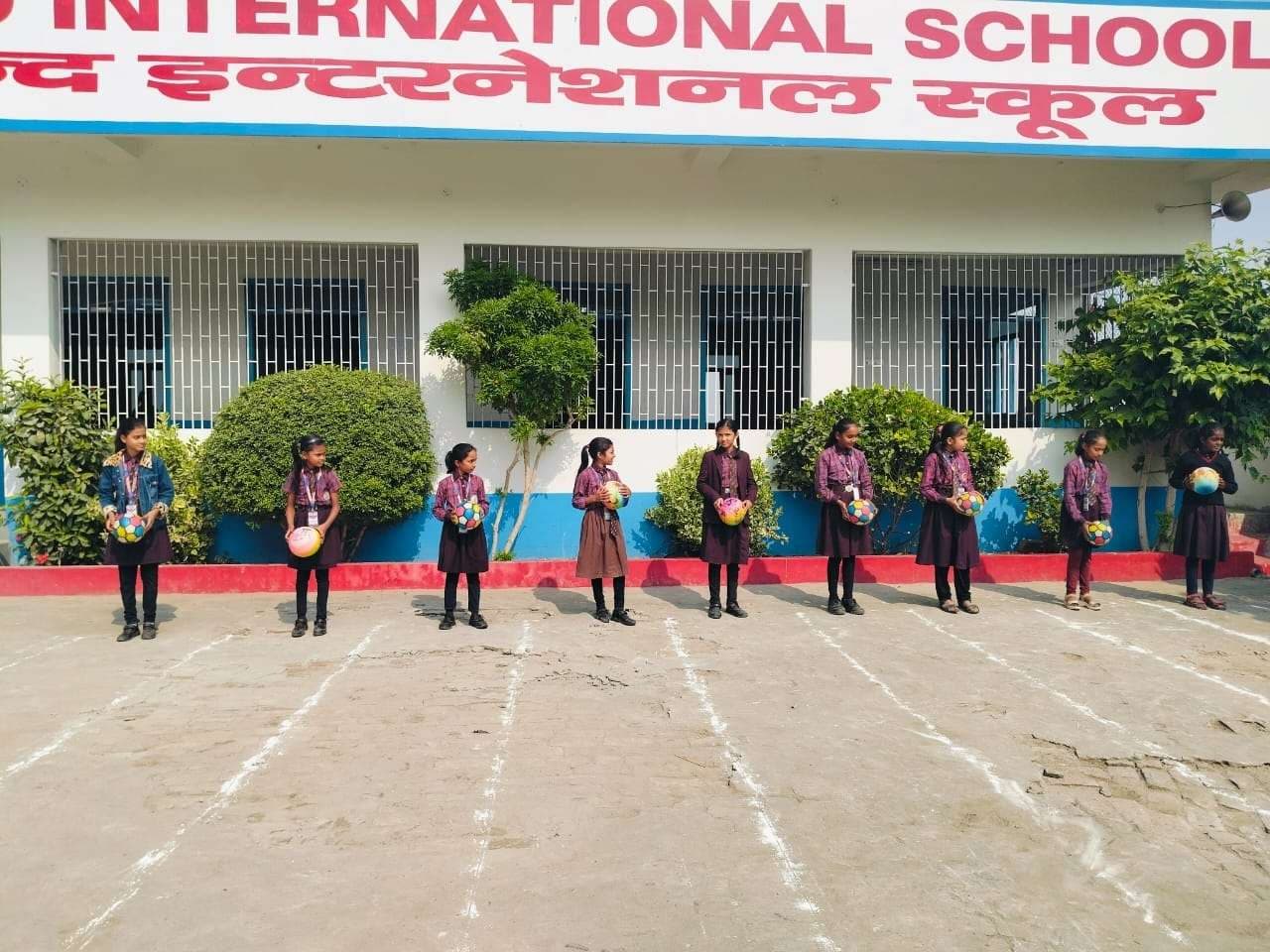 Madhubani News : प्रतियोगिता में बच्चाें ने प्रतिभा का किया प्रदर्शन