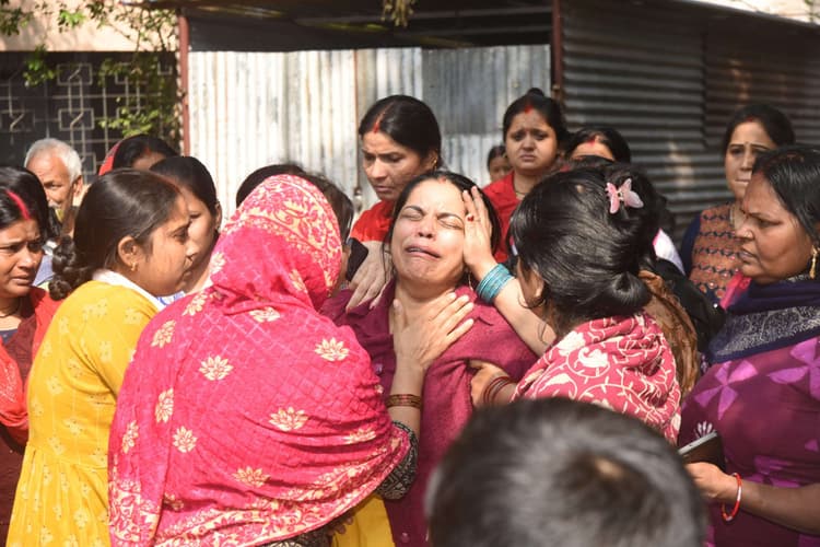 Jamshedpur News : धुर्वा डैम में पलटी कार, जिला जज और फैमिली जिला जज के दो अंगरक्षक व एक चालक की मौत