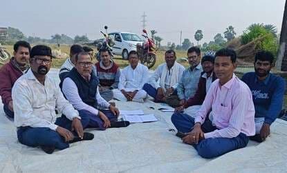 मुखिया संघ की बैठक में सरकार पर उपेक्षा का आरोप