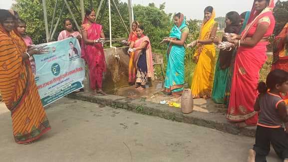 दीदियों ने गांव-मुहल्लों में जागरूकता फैलाकर साफ-सफाई का दिया संदेश