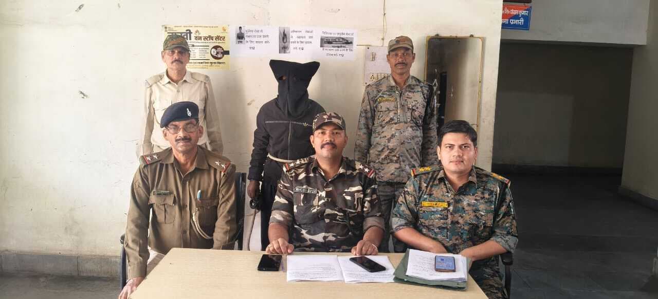 Seraikela Kharsawan News : चोरी मामले में मानगो का युवक गिरफ्तार