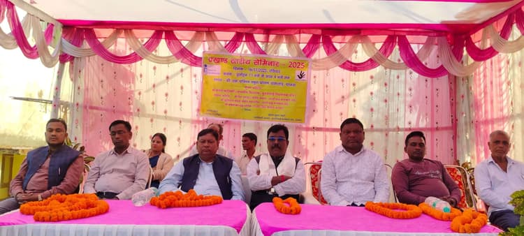 East Singhbhum News : पारदर्शिता, जागरुकता व सहभागिता लोकतंत्र के प्रमुख स्तंभ : दिल बहादुर