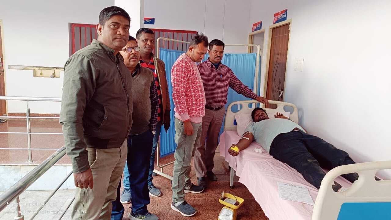 रक्तदान शिविर का किया गया आयोजन