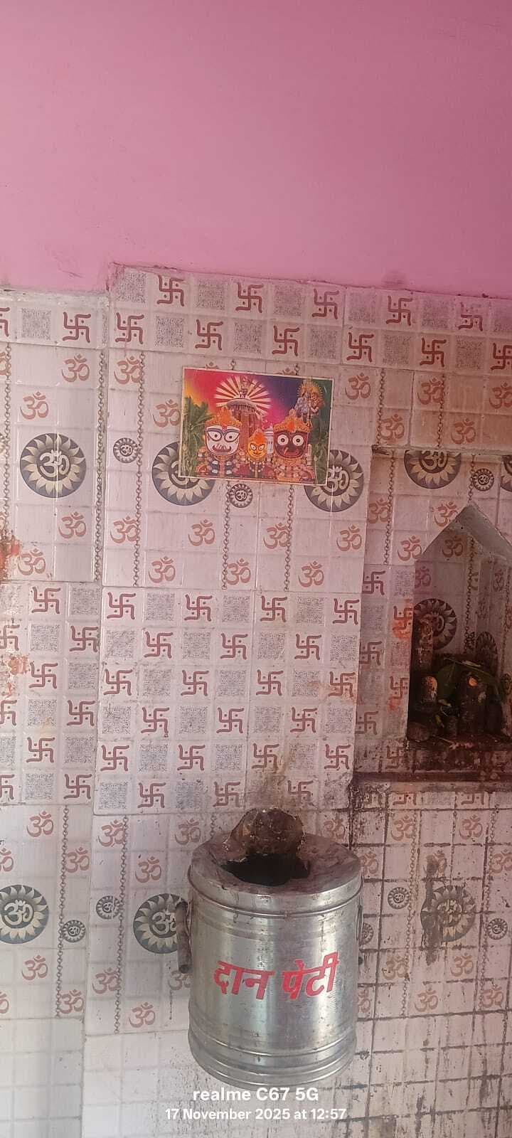 आधा दर्जन मंदिरों में चोरी, राधा–कृष्ण की पीतल की मूर्ति समेत लाखों की संपत्ति गायब