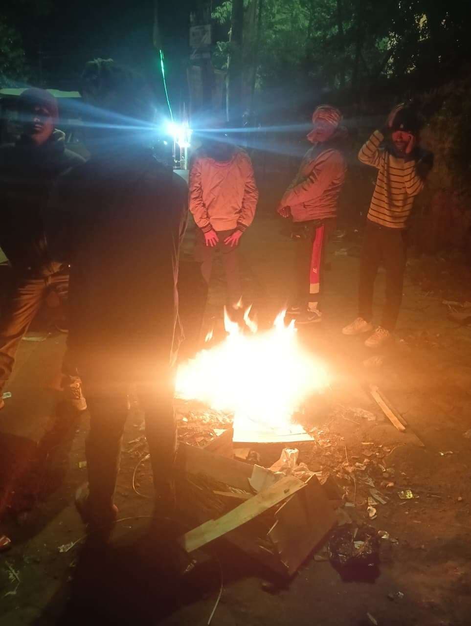 Chaibasa News : ठंड में इजाफा, सरकारी राहत का इंतजार