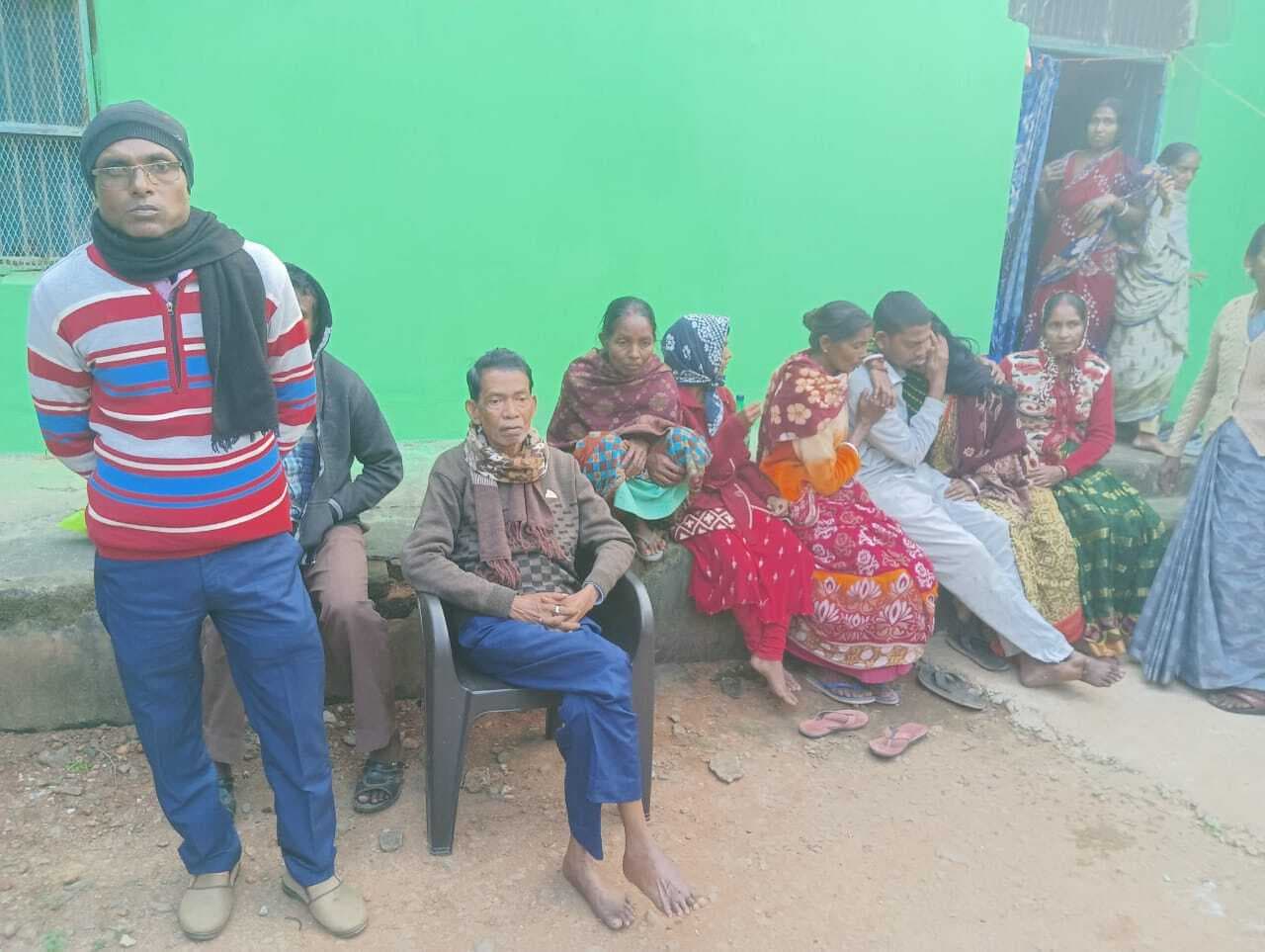 East Singhbhum News : सुनील महतो के साथ अंतिम बार देखा गया नीरज बेरा व उसकी मां फरार