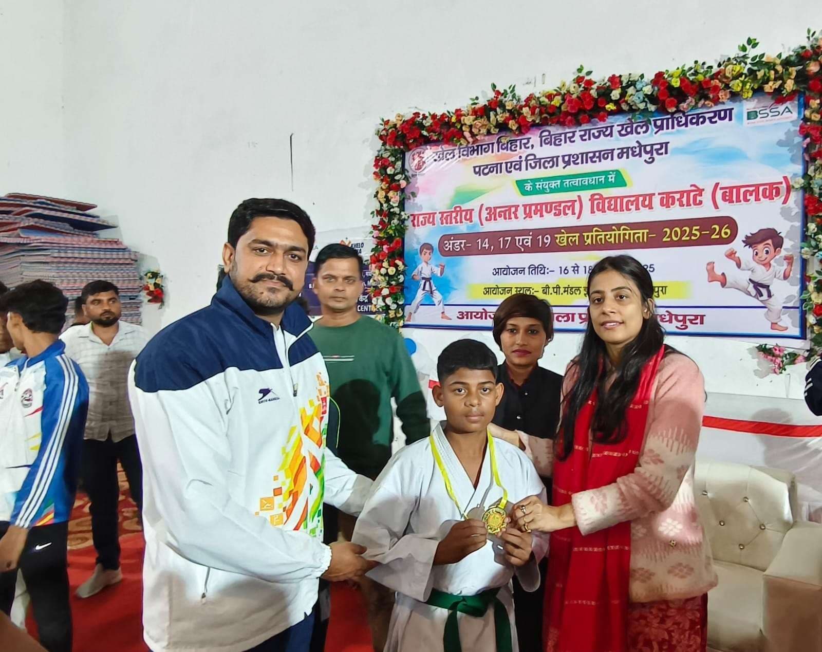 Motihari: राज्य स्तरीय प्रतियोगिता में ढाका के सूरज ने जीता गोल्ड मेडल