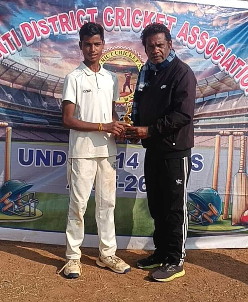 अंडर 14 क्रिकेट प्रतियोगिता में दो मैच खेले गये