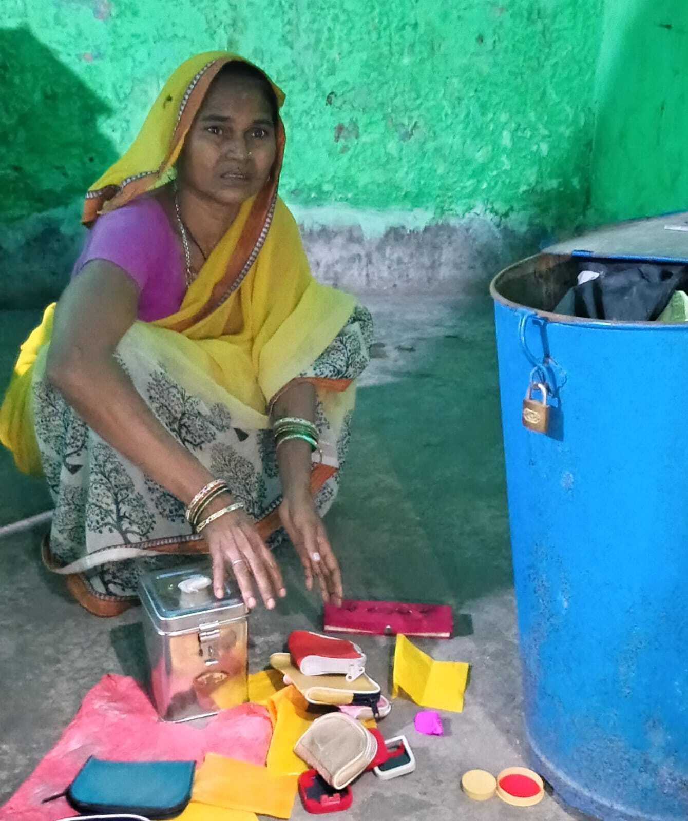 Dhanbad News : लोदना कुजामा बाउरी बस्ती के बंद घर से ढाई लाख के जेवर चोरी