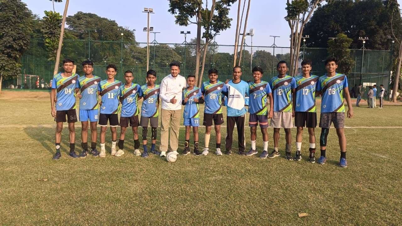 St Mary's Hindi Emerged winner in jogga handball championship: सेंट मेरीज हिंदी ने जीता दोहरा खिताब