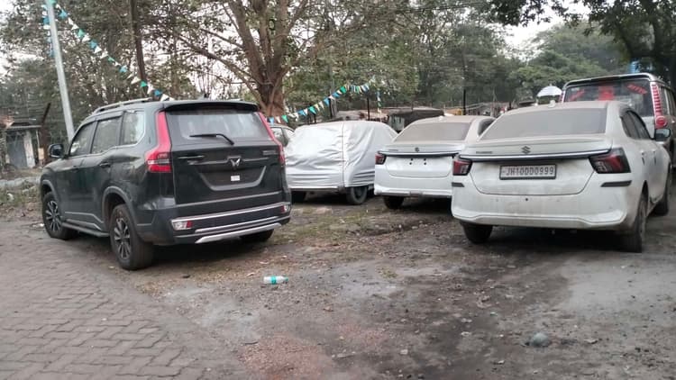 Dhanbad News : किराये पर लेकर फर्जी तरीके से वाहन की खरीद-बिक्री का भंडाफोड़