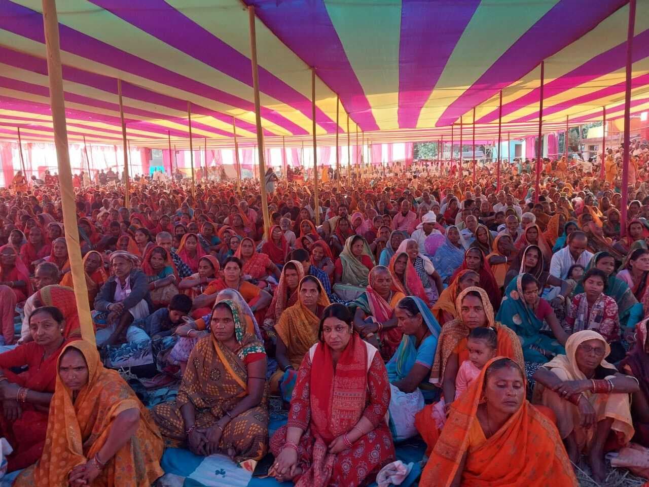 आलोचना, द्वेष व भागदौड़ भरी जिंदगी से लोग होते है परेशान : महर्षि चतुरानंद जी