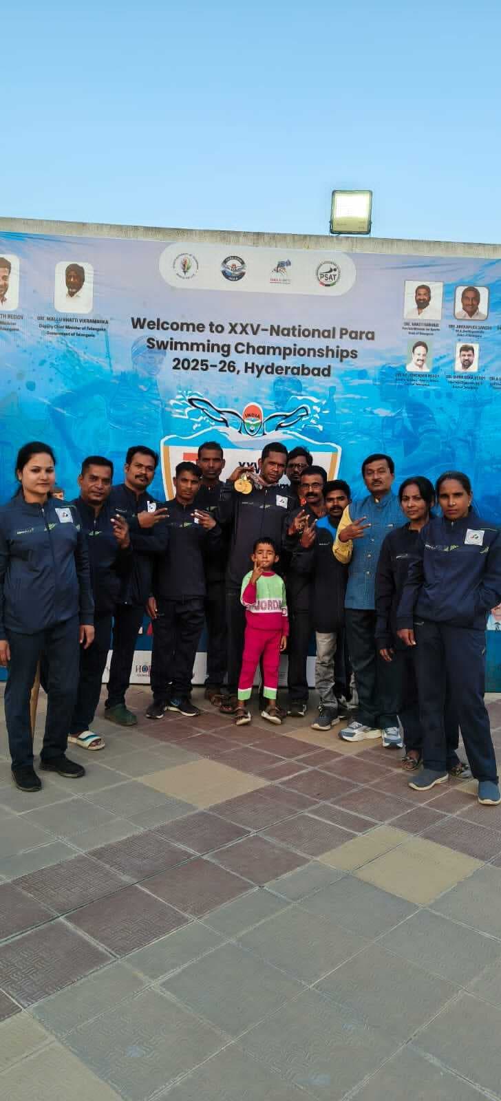 Deoghar news : हैदराबाद में आयोजित 25वीं पैरा स्विमिंग चैंपियनशिप में मधुपुर के हरिलाल ने जीता स्वर्ण