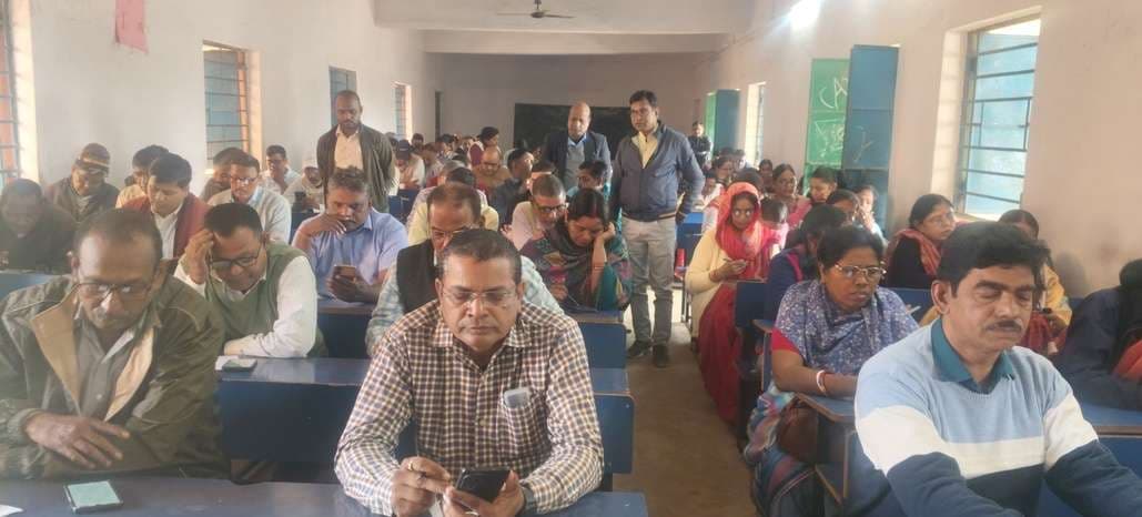 पोड़ैयाहाट प्रखंड के सभी शिक्षकों की ऑनलाइन टीएनए परीक्षा जारी