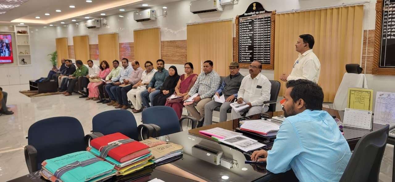 स्वास्थ्य सेवा को अंतिम व्यक्ति तक पहुंचाना प्राथमिकता : डीएम