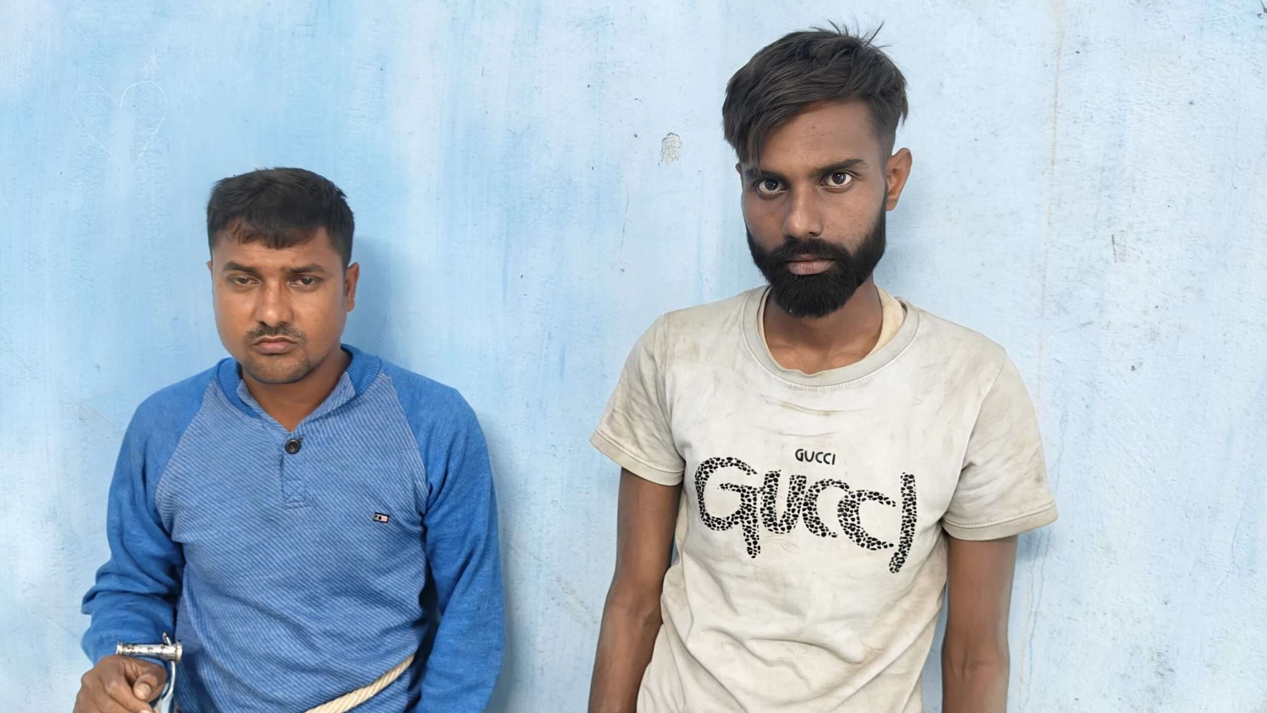 दो अपराधियों को ठाकुरगंज पुलिस ने धर दबोचा