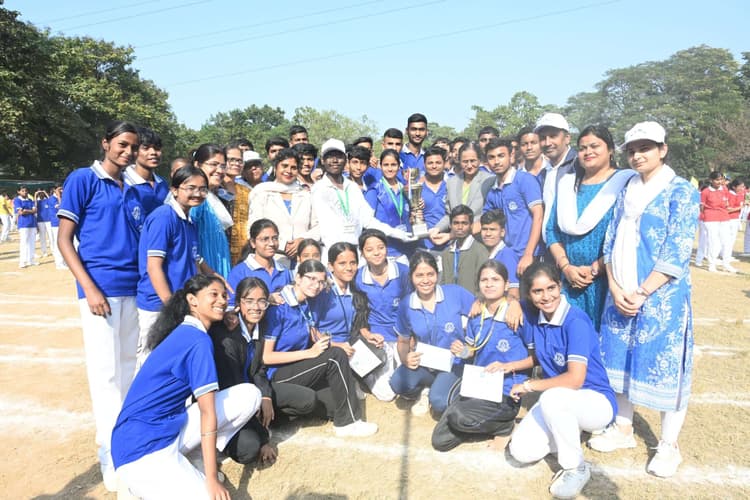 Aiwc School's Annual Sports day Celebrated : रोहिणी हाउस बना ओवरऑल चैंपियन