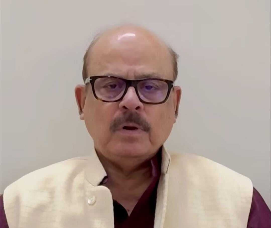 रेल सुविधाओं में सुधार को लेकर सांसद ने डीआरएम संग की अहम बैठक