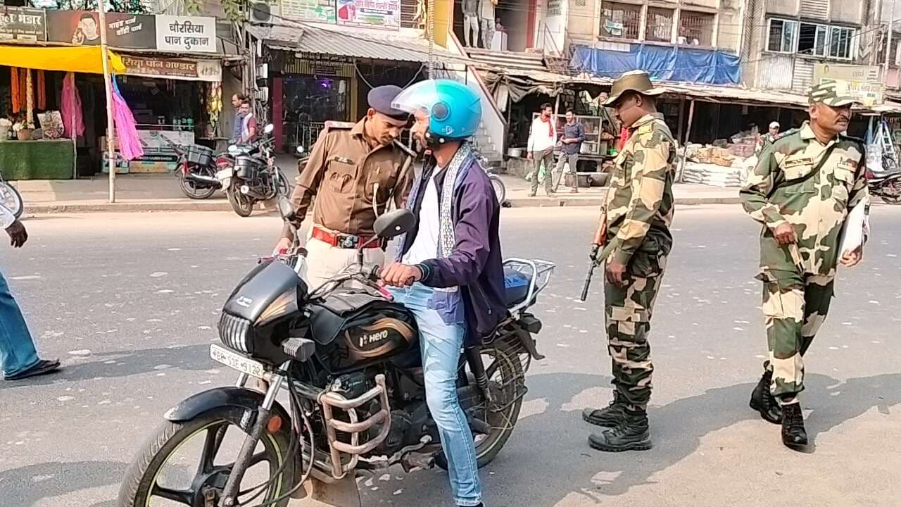 सूर्यगढ़ा थाना के समीप वाहनों की सघन जांच