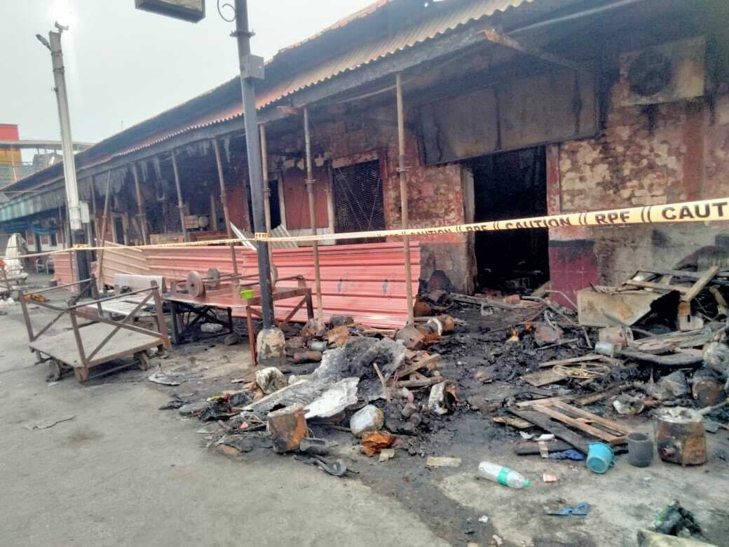 किऊल रेलवे स्टेशन के आरएमएस विभाग में अगलगी को लेकर जांच कमिटी गठित