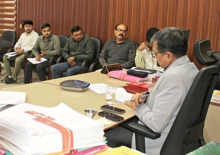 Bokaro News : सुरक्षित पेयजल आपूर्ति के लिए प्रशासन सख्त, संरचनाओं को क्षति पहुंचाने वालों पर होगी कार्रवाई : डीसी