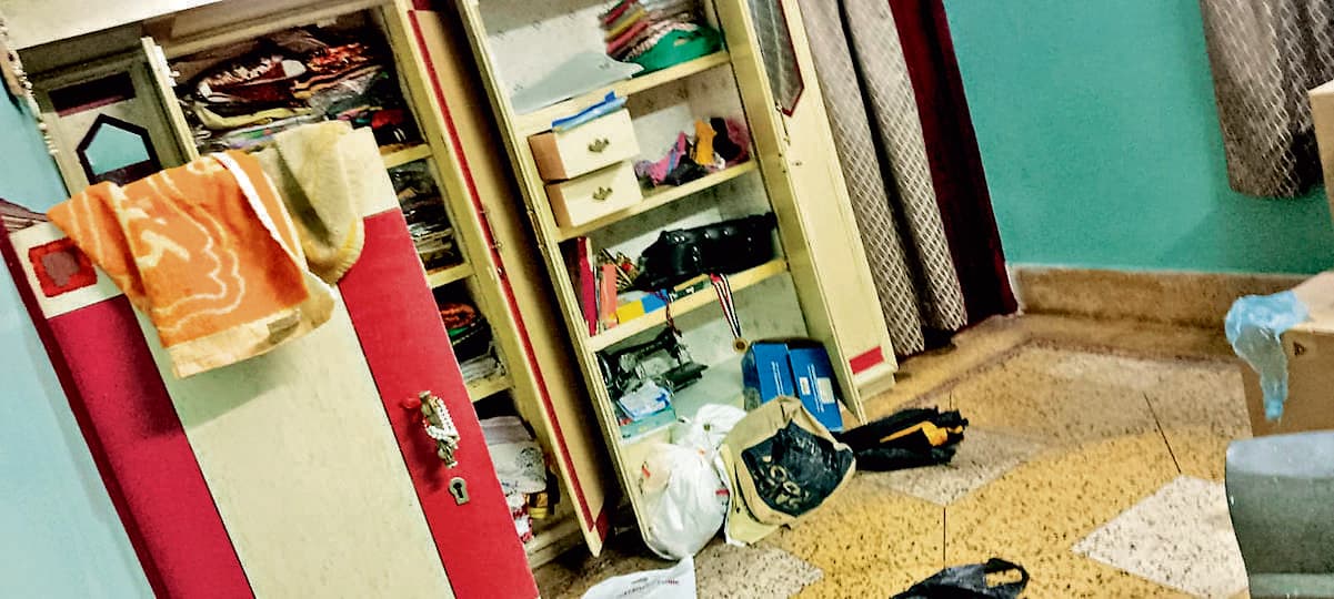 Jharsuguda News: दुकान व मकान से लाखों रुपयों की लूट, हमले में युवा व्यवसायी घायल