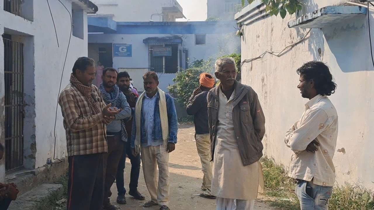 Samastipur News:अज्ञात वाहन की ठोकर से बारात जा रहे बाइक सवार युवक की मौत, एक घायल