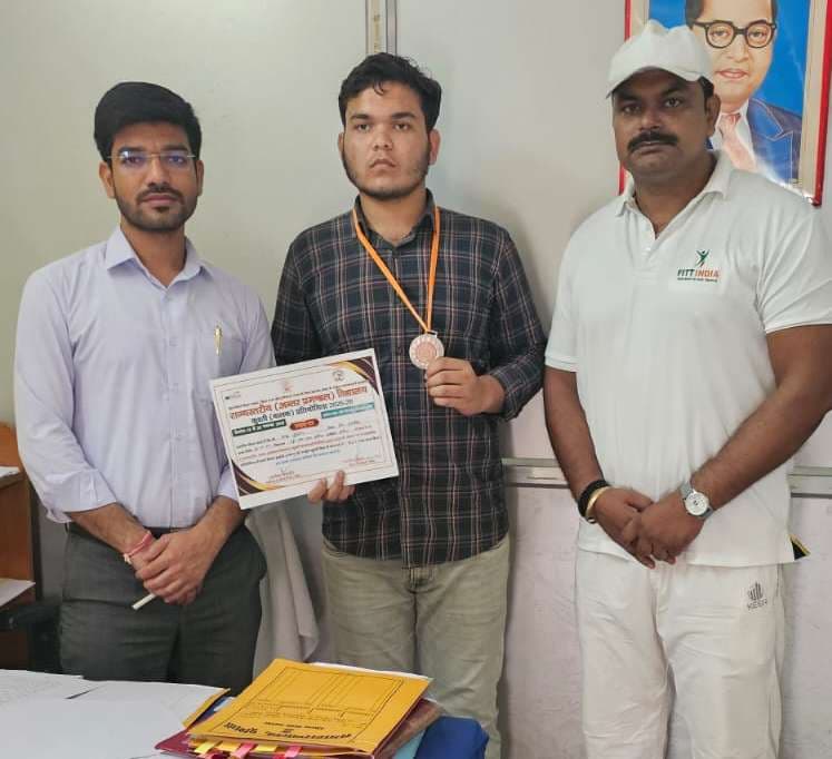 बांका में फ्री स्टाइल कुश्ती में पूर्णिया के अबू सूफियान को मिला सिल्वर