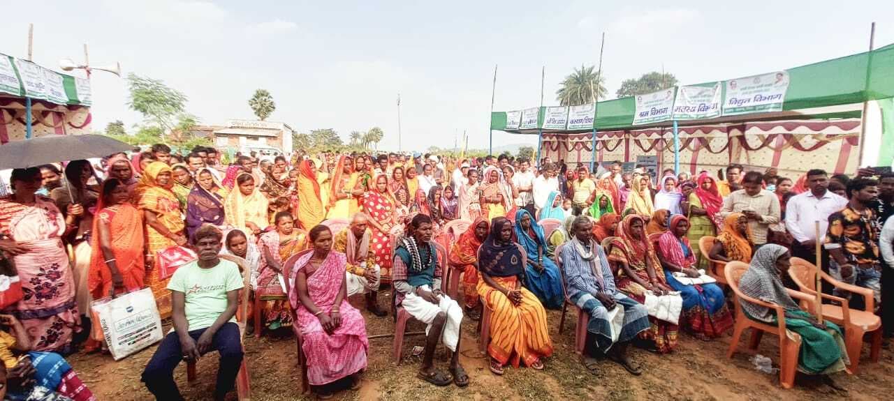 सेवा : महिला स्वयं सहायता समूहों को 25 लाख का मिला चेक