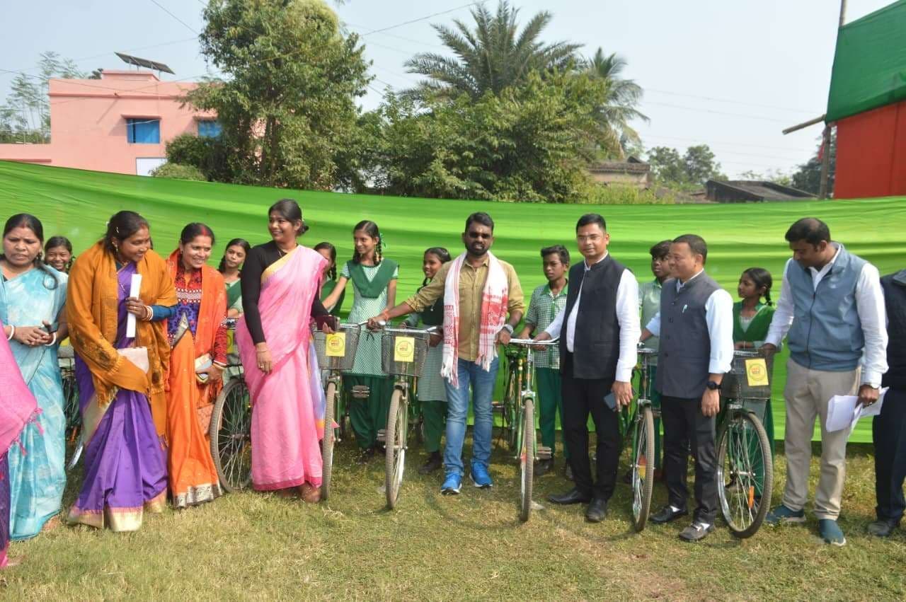 East Singhbhum News : शिविर में समस्या दर्ज करायें जल्द समाधान होगा : संजीव